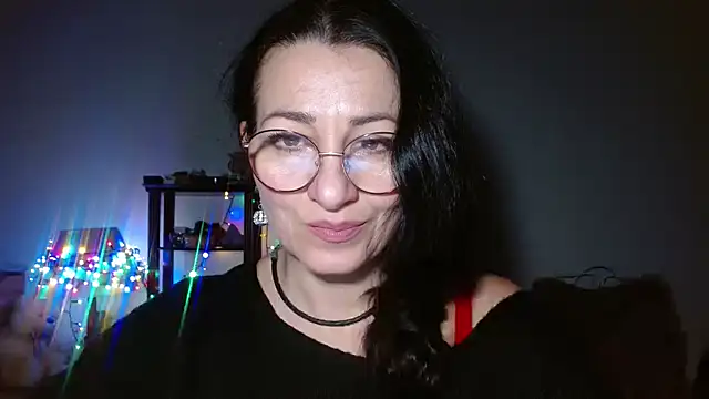 Snapshot of KeisyNeonX chatting on 02-15-26, 07:43 KeisyNeonX online show from 02-15-26, 07:43