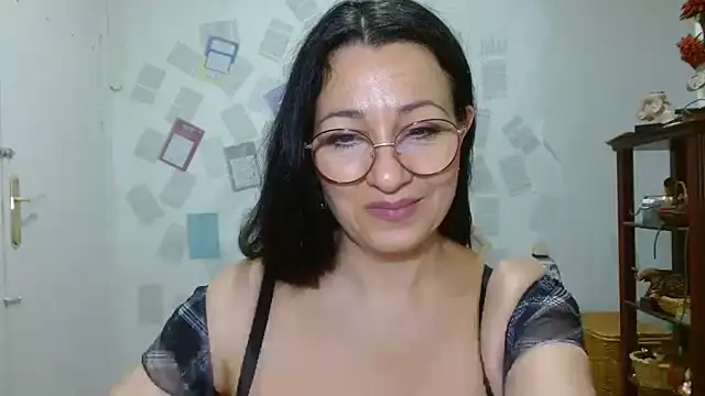 Snapshot of KeisyNeonX chatting on 07-28-26, 04:39 KeisyNeonX online show from 07-28-26, 04:39