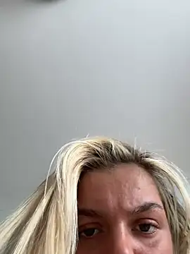 IrishTeenBarbie69 online show from 04-05-26, 10:56