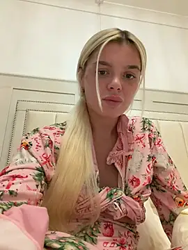 IrishTeenBarbie69 online show from 06-11-26, 09:57