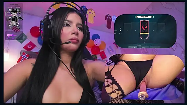 SweetieCloe  online show from 06-22-26, 09:34