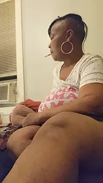 AllLeggs online show from 06-19-26, 05:12