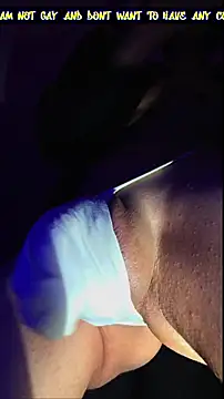 Snapshot of Deutscher_Gro8schwanz_88 chatting on 11-15-25, 10:59 Deutscher Gro8schwanz 88 online show from 11-15-25, 10:59