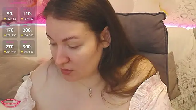 Snapshot of Nataly_cute chatting on 07-25-26, 07:22 Nataly cute online show from 07-25-26, 07:22