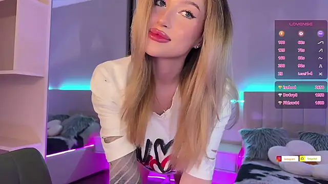 ellie miu online show from 03-16-25, 02:43