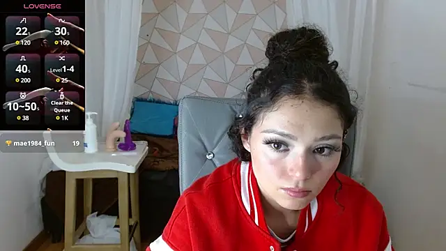 Snapshot of mapelove chatting on 01-17-25, 08:33 mapelove online show from 01-17-25, 08:33