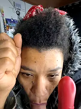 Selket11 online show from 03-20-25, 02:42