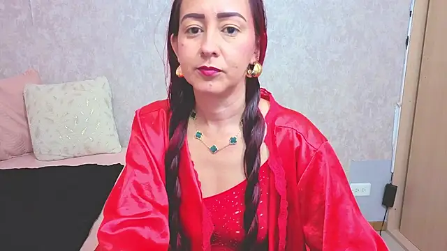 Snapshot of bianca_milfsexy chatting on 10-27-25, 10:58 bianca milfsexy online show from 10-27-25, 10:58