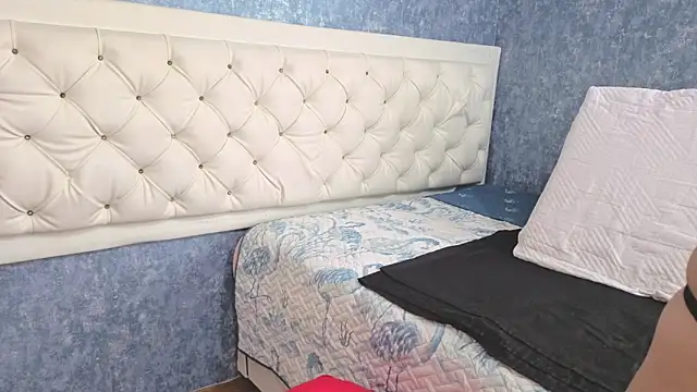 Snapshot of bianca_milfsexy chatting on 02-07-26, 08:01 bianca milfsexy online show from 02-07-26, 08:01