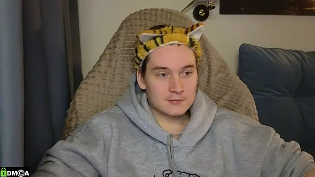 MoreRealAlex online show from 04-19-26, 06:10