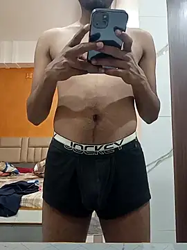 Snapshot of JerryJerome01 chatting on 02-13-26, 10:06 JerryJerome01 online show from 02-13-26, 10:06