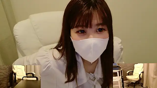 Snapshot of ManaMi-maru chatting on 05-06-26, 02:00 ManaMi-maru online show from 05-06-26, 02:00