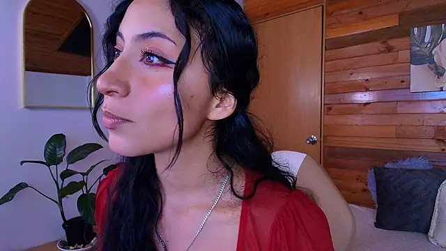 amber curly online show from 04-29-26, 09:32