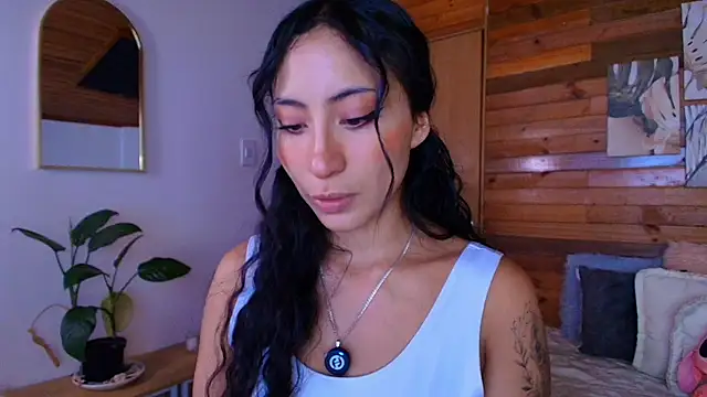 amber curly online show from 06-01-26, 08:43