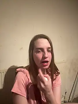 Snapshot of EvieRoseex chatting on 12-14-24, 12:22 EvieRoseex online show from 12-14-24, 12:22