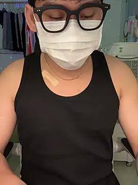 Snapshot of MinhTuanLive chatting on 03-15-25, 01:18 MinhTuanLive online show from 03-15-25, 01:18