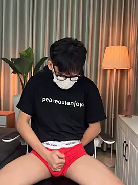MinhTuanLive online show from 04-25-26, 01:03