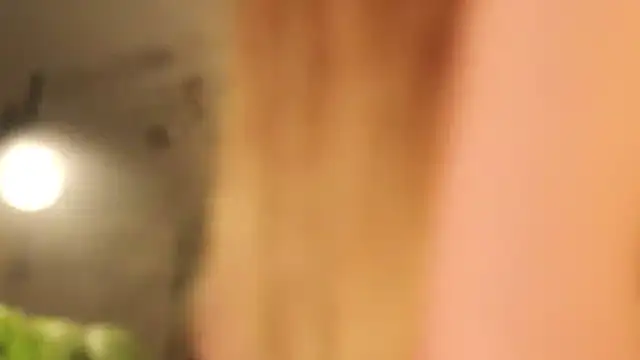 Snapshot of Sandy-the-Squirrel chatting on 03-06-25, 05:11 Sandy-the-Squirrel online show from 03-06-25, 05:11