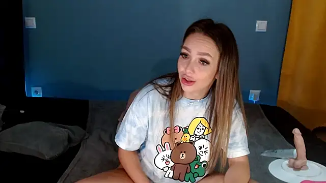 AnnaMaee online show from 12-16-24, 05:27