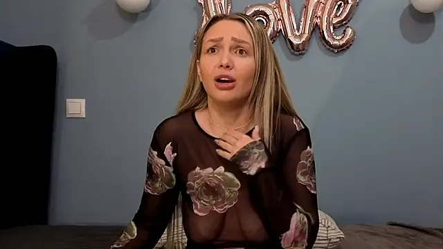 AnnaMaee online show from 02-28-25, 03:26