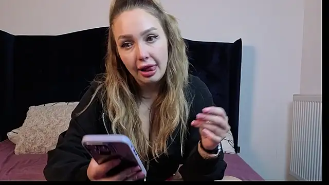 AnnaMaee online show from 02-20-26, 11:05