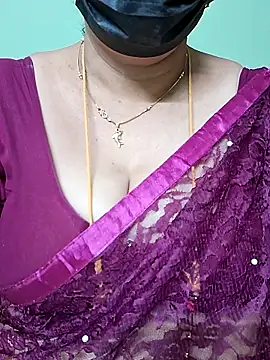 Snapshot of ananya956 chatting on 03-01-25, 02:34 ananya956 online show from 03-01-25, 02:34