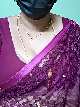 Snapshot of ananya956 chatting on 03-01-25, 06:32 ananya956 online show from 03-01-25, 06:32