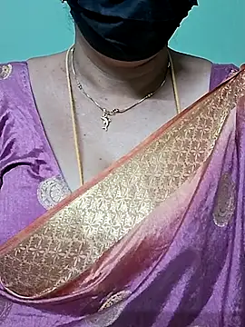 Snapshot of ananya956 chatting on 03-02-25, 03:59 ananya956 online show from 03-02-25, 03:59