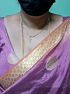 Snapshot of ananya956 chatting on 03-02-25, 07:02 ananya956 online show from 03-02-25, 07:02