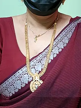 Snapshot of ananya956 chatting on 03-04-25, 07:41 ananya956 online show from 03-04-25, 07:41