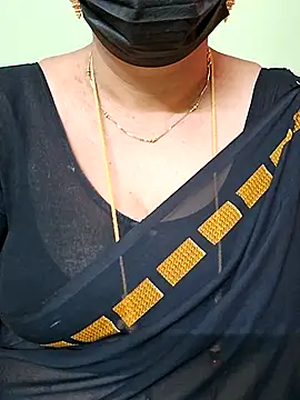 Snapshot of ananya956 chatting on 03-08-25, 08:33 ananya956 online show from 03-08-25, 08:33