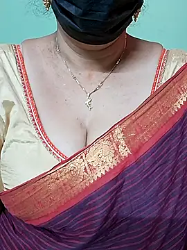 Snapshot of ananya956 chatting on 03-09-25, 08:29 ananya956 online show from 03-09-25, 08:29