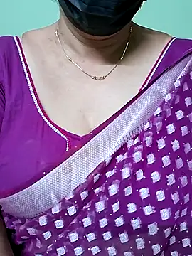 Snapshot of ananya956 chatting on 03-11-25, 07:47 ananya956 online show from 03-11-25, 07:47