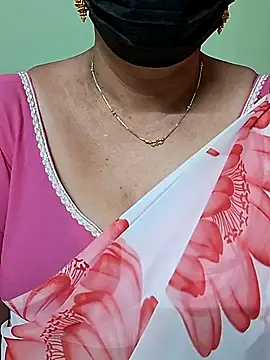 Snapshot of ananya956 chatting on 03-12-25, 11:42 ananya956 online show from 03-12-25, 11:42