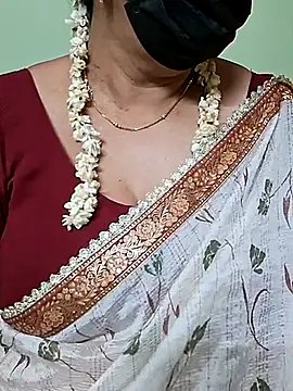 Snapshot of ananya956 chatting on 03-13-25, 01:07 ananya956 online show from 03-13-25, 01:07