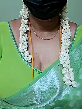 Snapshot of ananya956 chatting on 03-16-25, 04:12 ananya956 online show from 03-16-25, 04:12