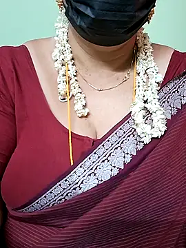 Snapshot of ananya956 chatting on 03-17-25, 07:02 ananya956 online show from 03-17-25, 07:02