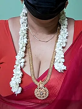 Snapshot of ananya956 chatting on 03-17-25, 06:53 ananya956 online show from 03-17-25, 06:53