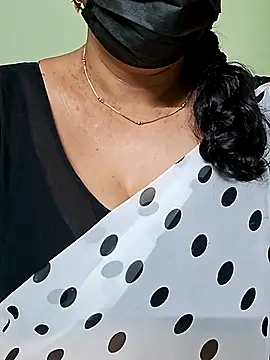Snapshot of ananya956 chatting on 03-19-25, 03:09 ananya956 online show from 03-19-25, 03:09