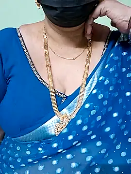 Snapshot of ananya956 chatting on 03-21-25, 03:12 ananya956 online show from 03-21-25, 03:12