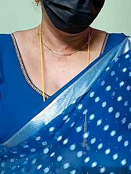 Snapshot of ananya956 chatting on 03-21-25, 07:22 ananya956 online show from 03-21-25, 07:22