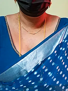Snapshot of ananya956 chatting on 03-21-25, 10:28 ananya956 online show from 03-21-25, 10:28