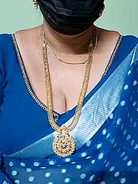 Snapshot of ananya956 chatting on 03-21-25, 11:45 ananya956 online show from 03-21-25, 11:45