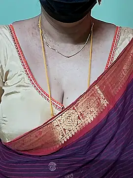 Snapshot of ananya956 chatting on 03-23-25, 05:32 ananya956 online show from 03-23-25, 05:32
