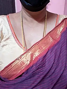 Snapshot of ananya956 chatting on 09-25-25, 02:54 ananya956 online show from 09-25-25, 02:54