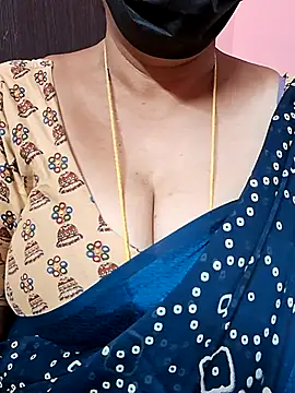 Snapshot of ananya956 chatting on 09-30-25, 03:50 ananya956 online show from 09-30-25, 03:50