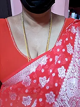 Snapshot of ananya956 chatting on 10-01-25, 05:13 ananya956 online show from 10-01-25, 05:13