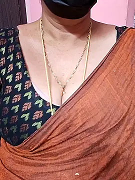 Snapshot of ananya956 chatting on 10-06-25, 02:47 ananya956 online show from 10-06-25, 02:47