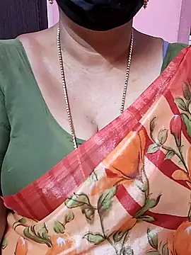 Snapshot of ananya956 chatting on 10-09-25, 10:30 ananya956 online show from 10-09-25, 10:30