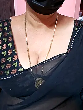 Snapshot of ananya956 chatting on 10-10-25, 11:09 ananya956 online show from 10-10-25, 11:09
